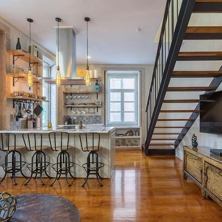Elegant 2Br Duplex In City Center By Lovelystay OOporto Extérieur photo